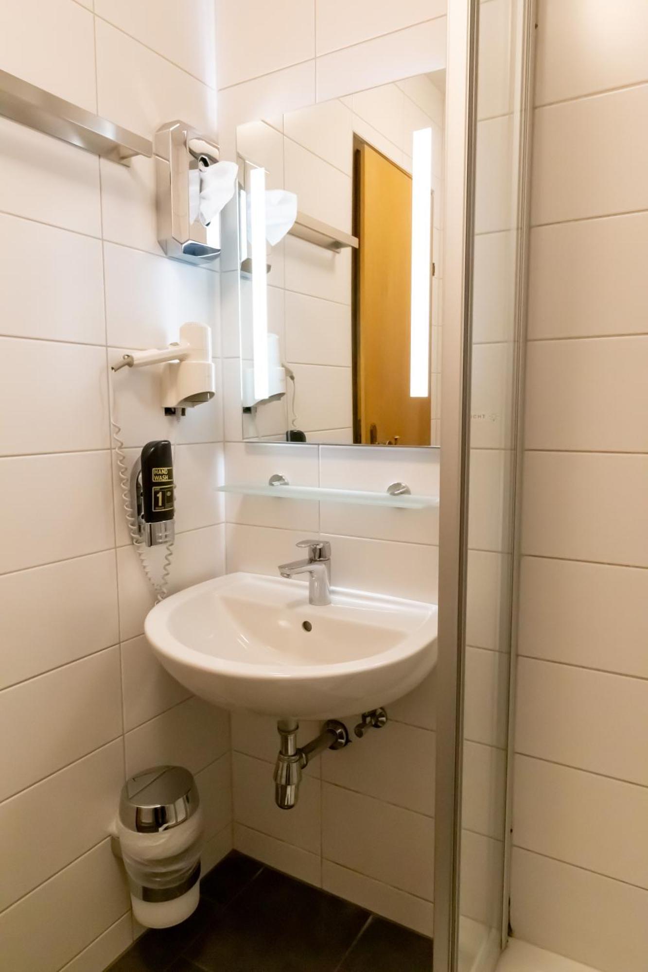 Metzgerwirt Vieh Heli Hotel Bad Goisern Luaran gambar